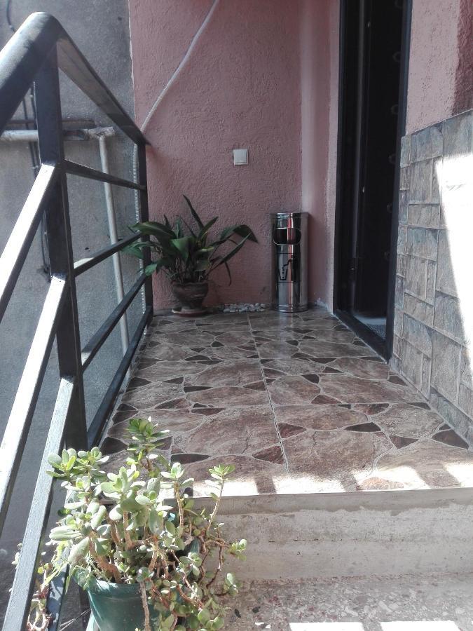 Family Apartament Apartment Tbilisi Exterior photo